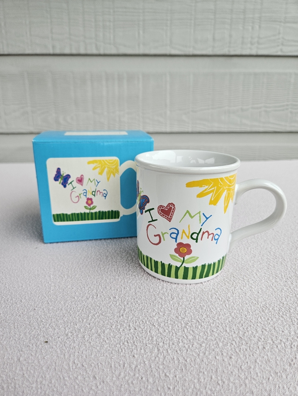 American Greetings I Love <3 My Grandma Mug 10oz Crayon Flower Butterfly Grass